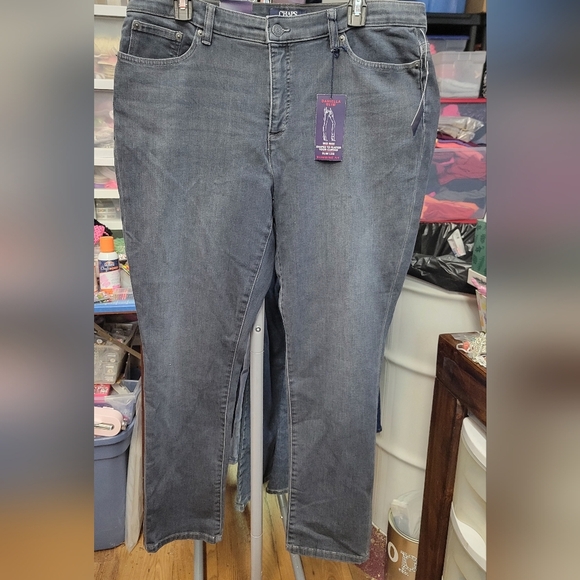 CHAPS Daniella Slim Leg 30" Inseam Slimming Fit Mid Rise Gray Size 16R Jeans - Picture 1 of 9